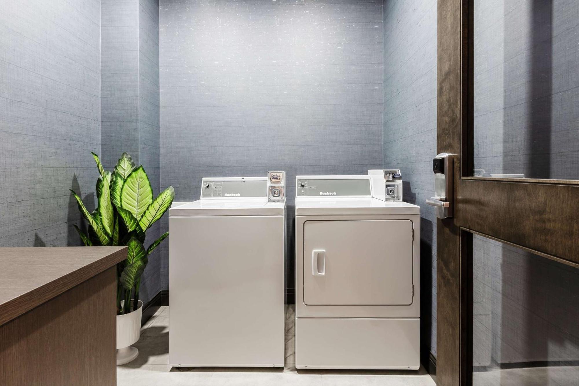 Hampton Inn & Suites By Hilton Quebec - Beauport Buitenkant foto