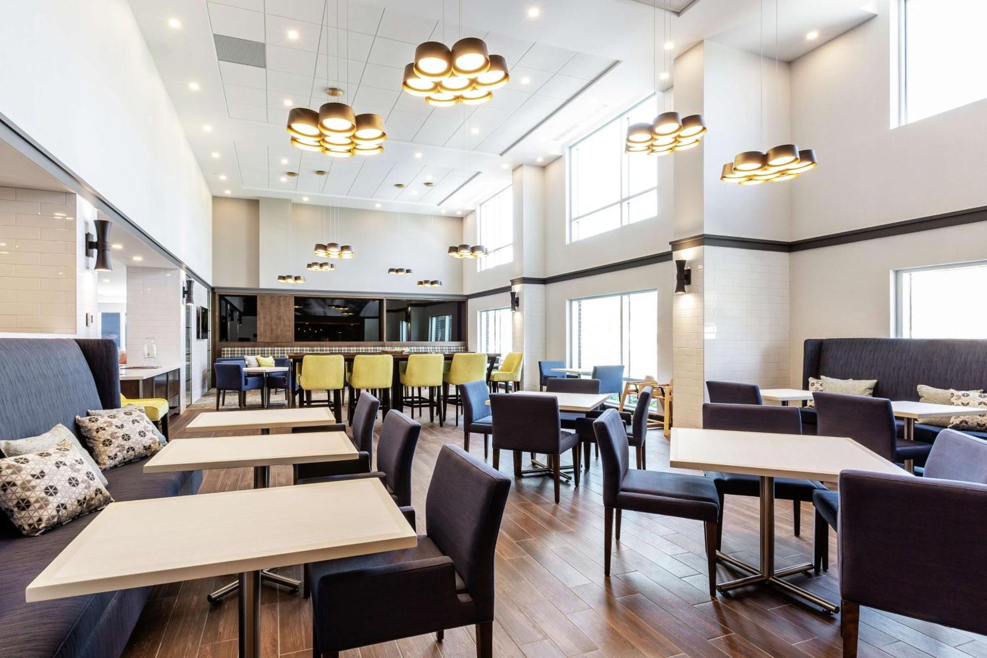 Hampton Inn & Suites By Hilton Quebec - Beauport Buitenkant foto