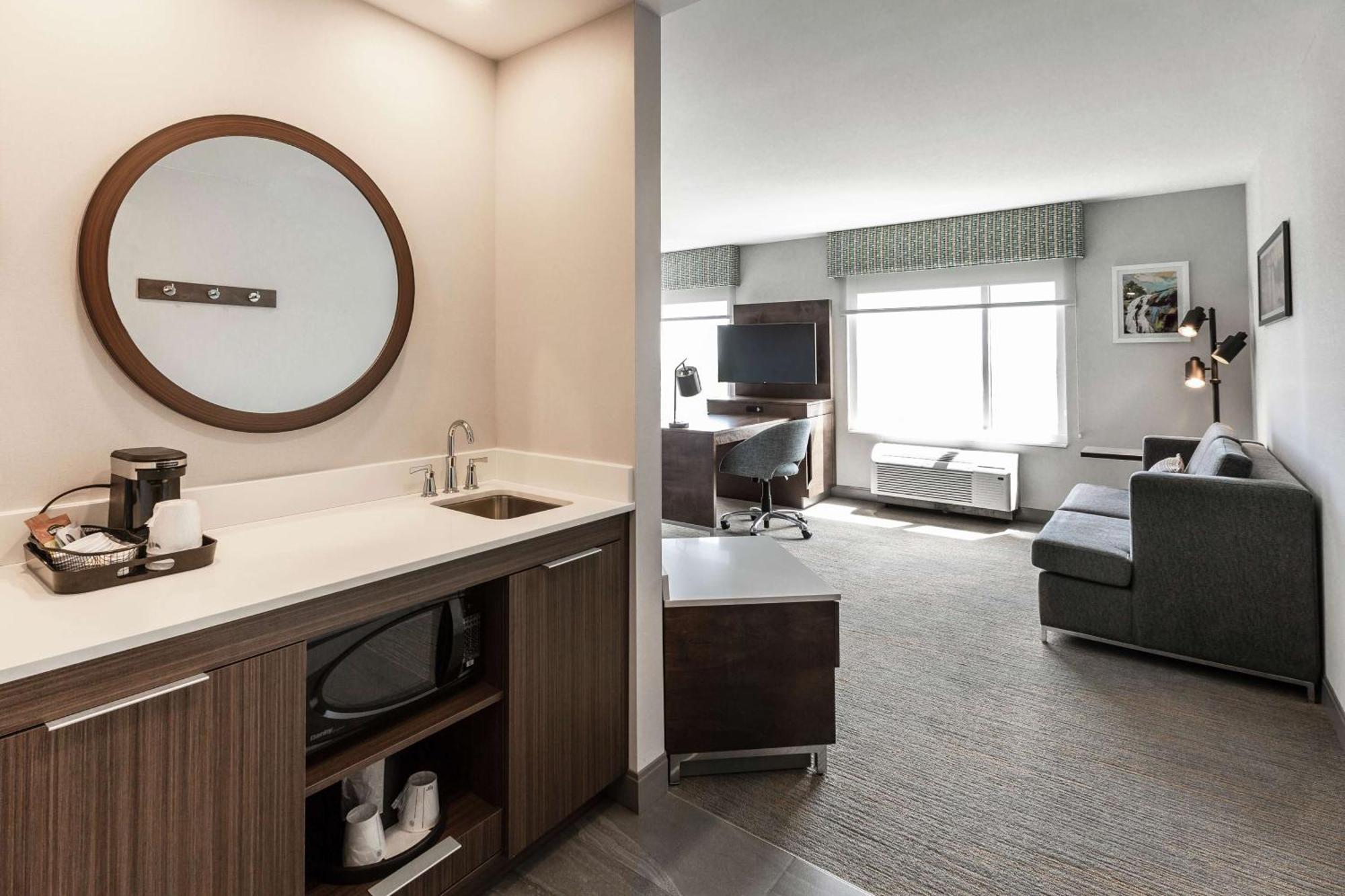 Hampton Inn & Suites By Hilton Quebec - Beauport Buitenkant foto