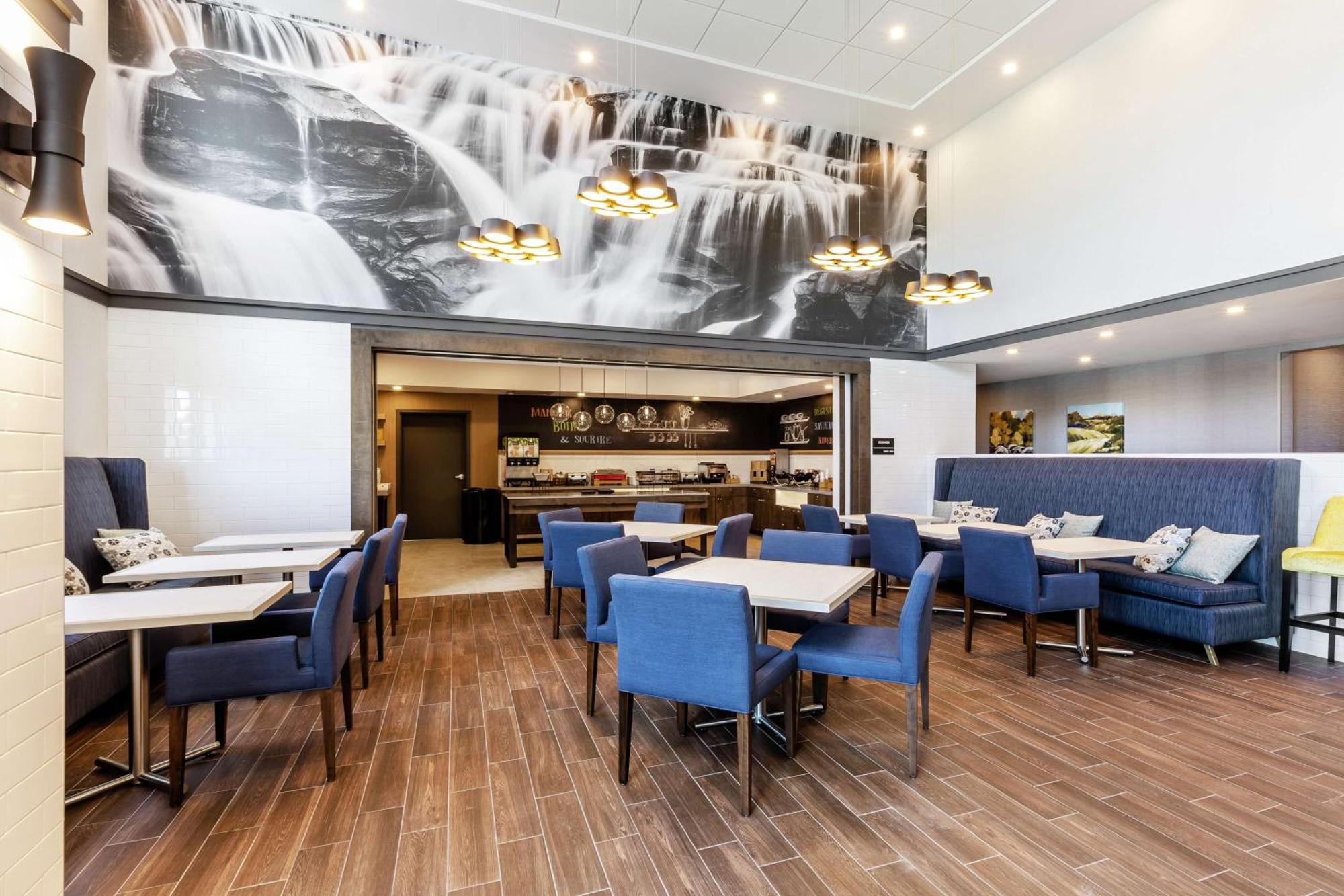 Hampton Inn & Suites By Hilton Quebec - Beauport Buitenkant foto